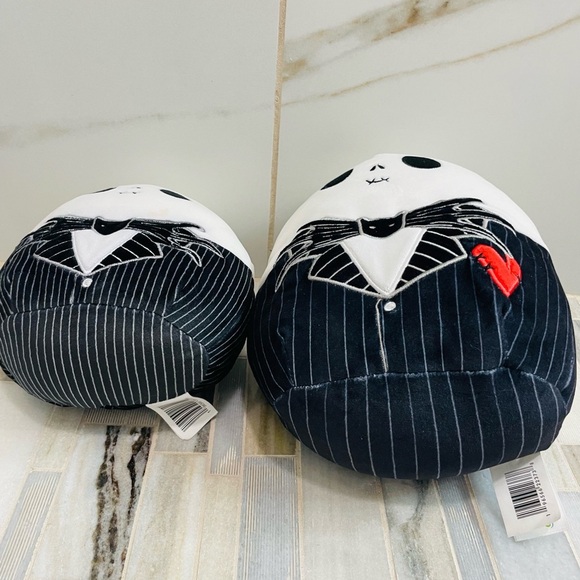 Squishmallows Jack Skellington, 8 Inch and 6 inch duo - Picture 11 of 15
